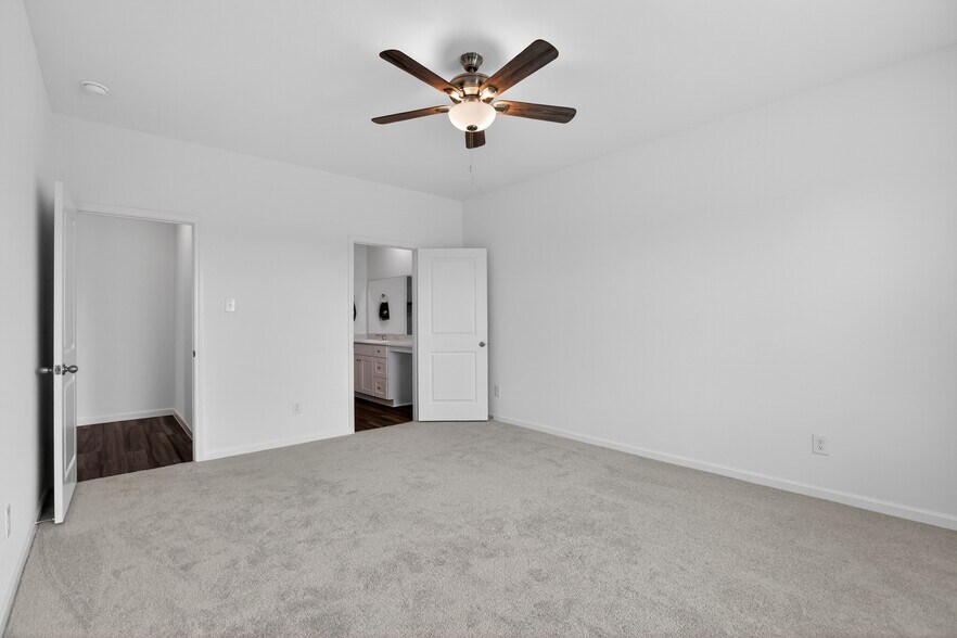 Building Photo - 4725 Harlequin Dr
