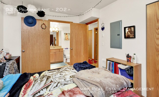 Building Photo - 631 Paloma Ln