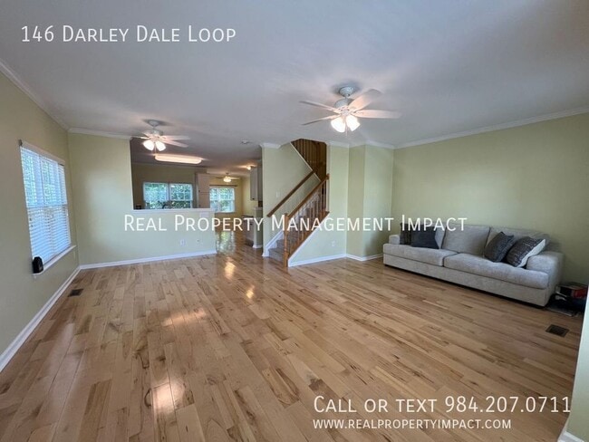 Building Photo - 146 Darley Dale Loop