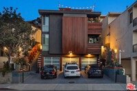 Building Photo - 472 Rosecrans Ave