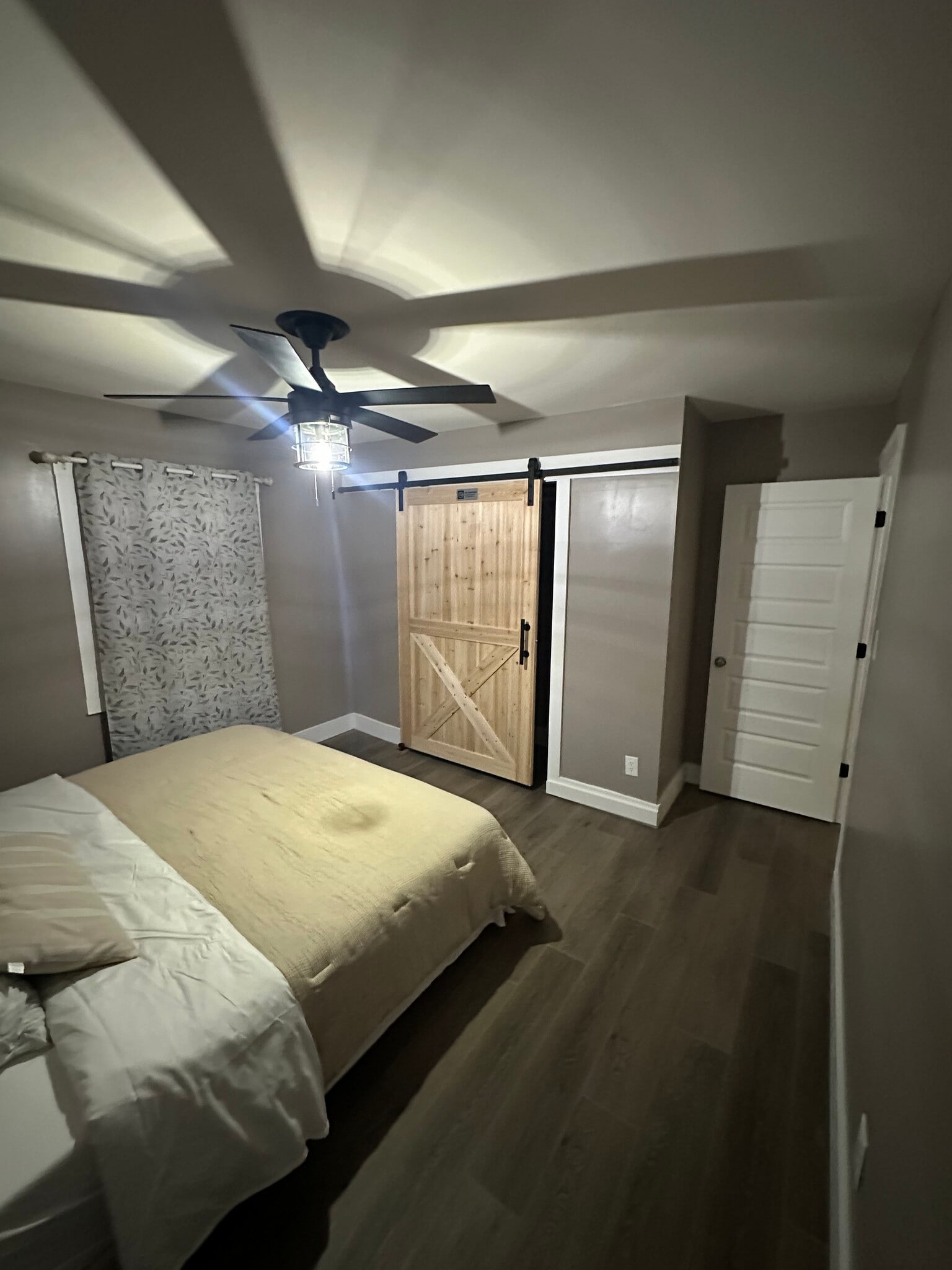 2nd bedroom - 6178 Graceland Cir