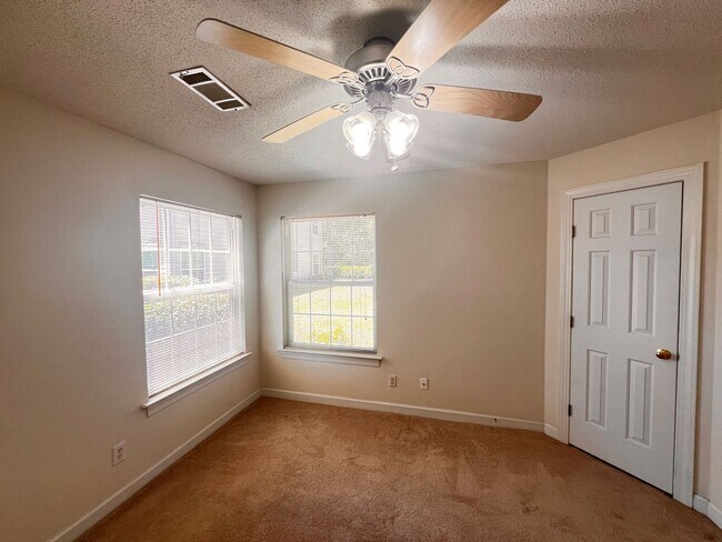 Building Photo - First Floor 3 Bedroom, 2 Bath Condo at Riverwoods in Murrells Inlet!