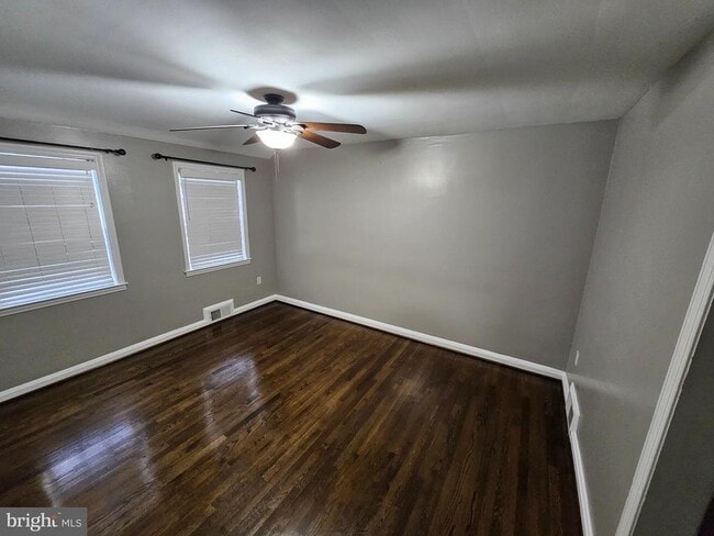 Building Photo - 1285 Cedarcroft Rd