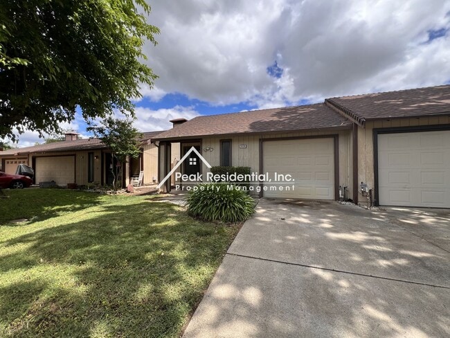 Building Photo - Nice Sacramento 2bd/1ba Halfplex!