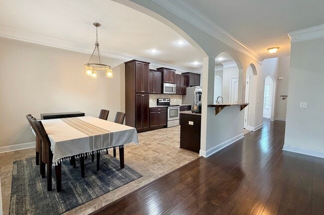 Building Photo - 44 Mount Vernon Ter