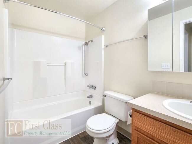 Building Photo - 10058 SW Garrett St