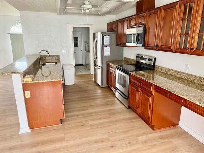 Building Photo - 4523 County Breeze Dr