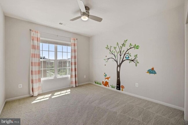 Building Photo - 43144 Thoroughfare Gap Terrace