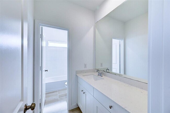Building Photo - 26923 Zebra Grass Dr