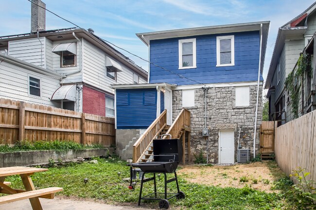 Building Photo - 2734 Brooklyn Ave