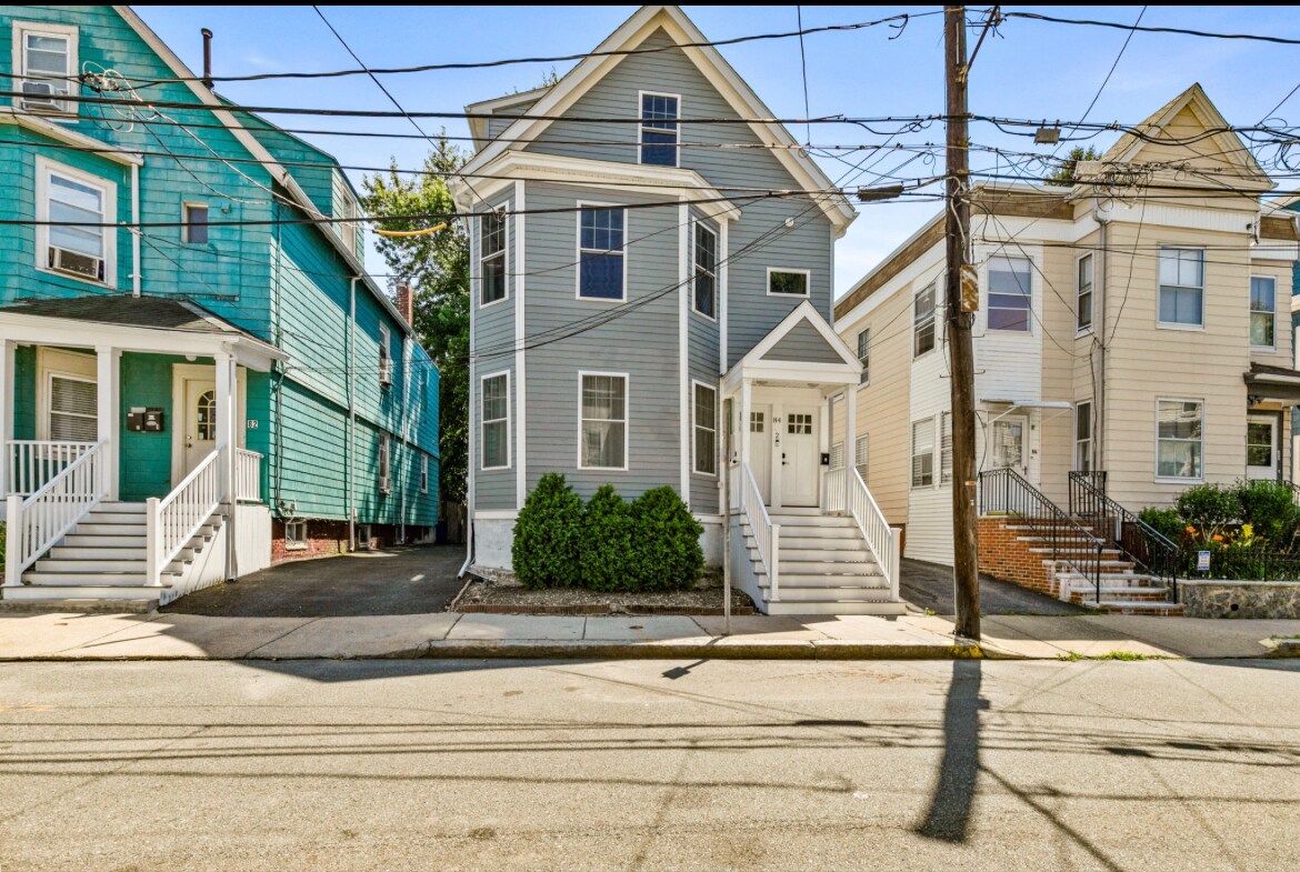 Building Photo - 84 Flint St