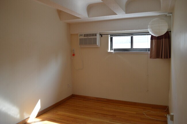 Building Photo - 12 Stoneholm St