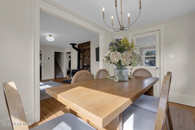 Building Photo - 460 Brickyard Rd