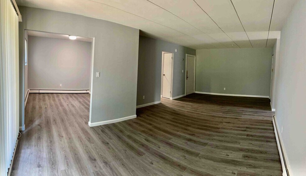 Building Photo - 1575 W Street Rd