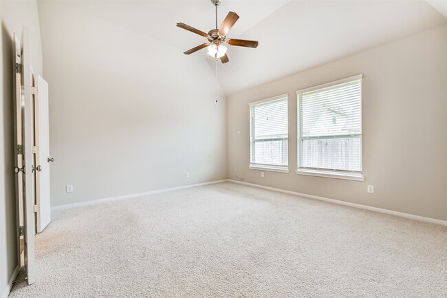 Building Photo - 6330 Lemon Balm Ln
