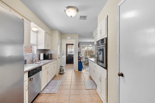 Building Photo - 2526 Palo Pinto Dr