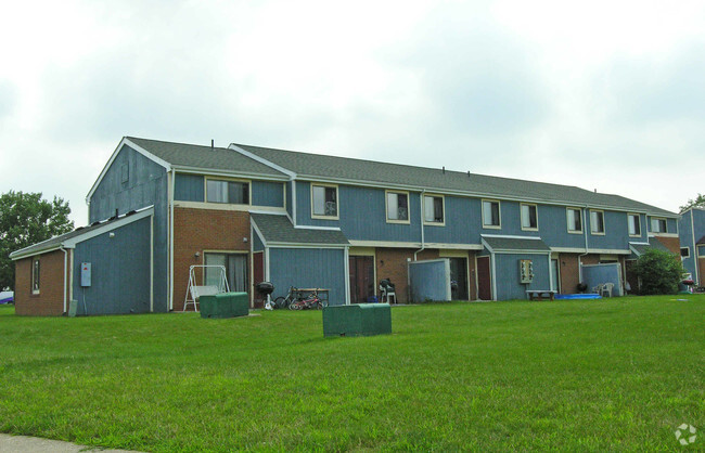 Building Photo - Liberty Plaza Apartments