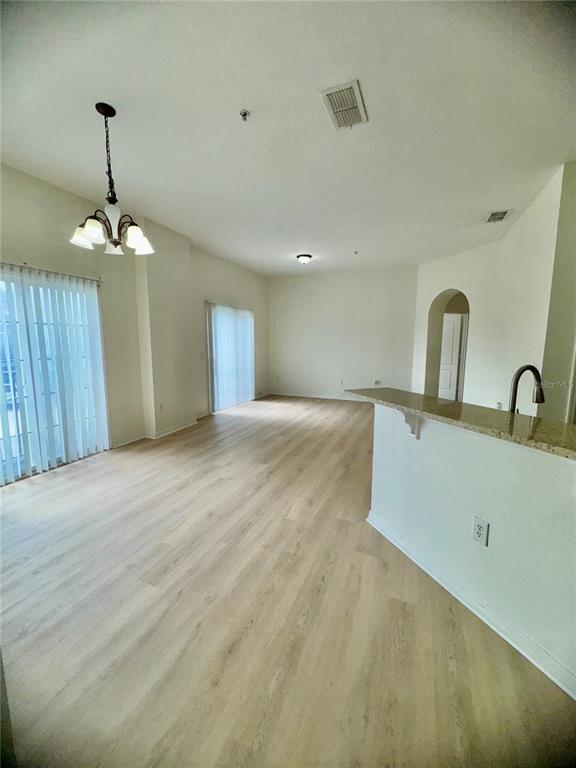 Building Photo - 6404 S Goldenrod Rd
