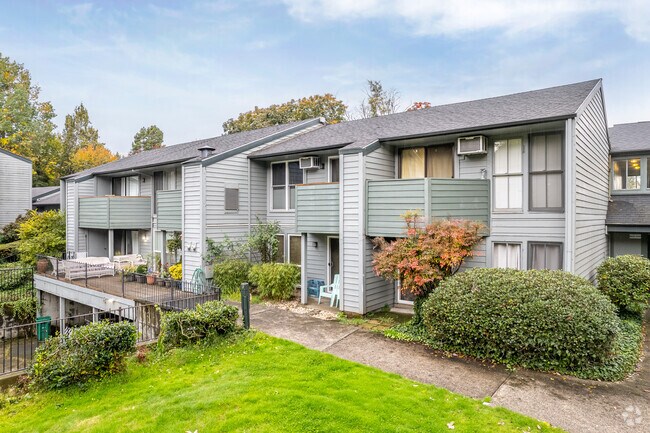 Exterior - Brightfield