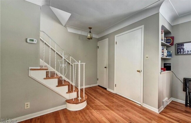 Building Photo - 3932 Meadowbrook Blvd