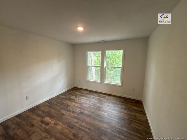 Building Photo - 273 Brewster Dr