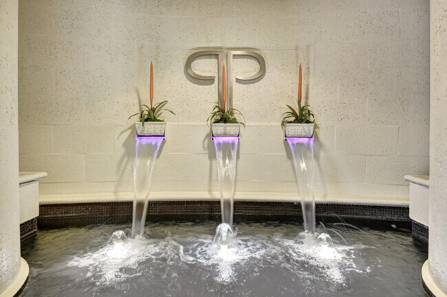 Building Photo - 99 SE Mizner Blvd