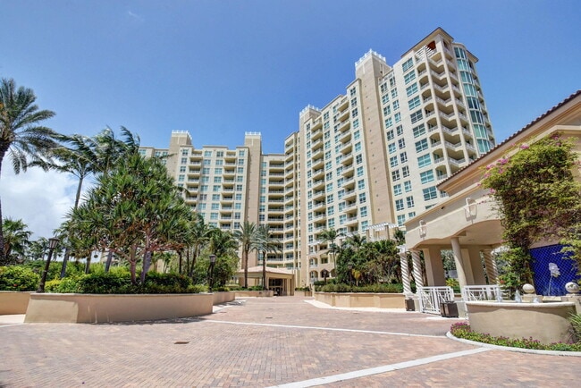 Building Photo - 3700 S Ocean Blvd