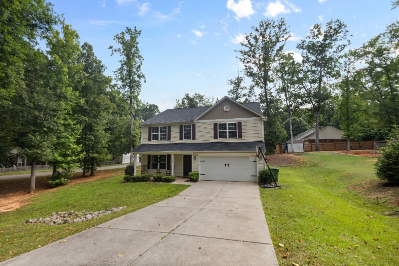 Building Photo - 1528 Magnolia Dr