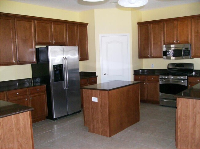 Building Photo - 20612 Whitebud Ct