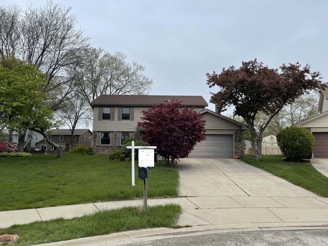 Primary Photo - 865 Eaton Ct