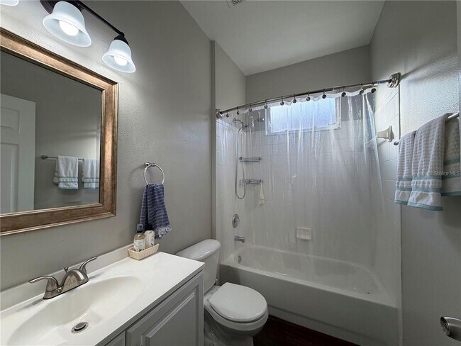 Building Photo - 10327 Goldenbrook Way