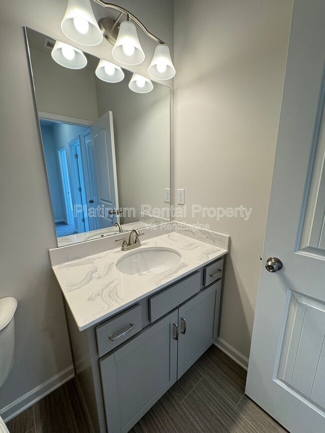 Building Photo - 1088 Chastain Dr