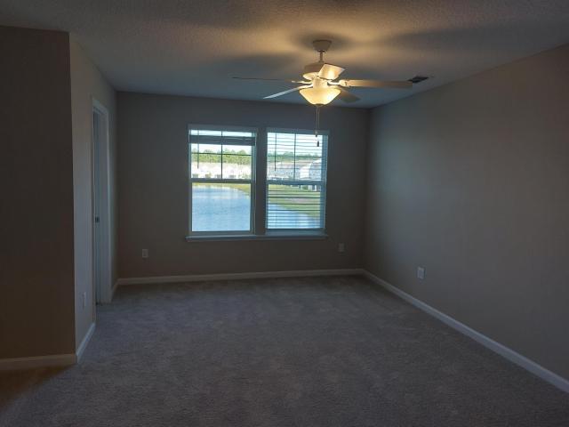 Building Photo - 3 bedroom in Jacksonville FL 32246
