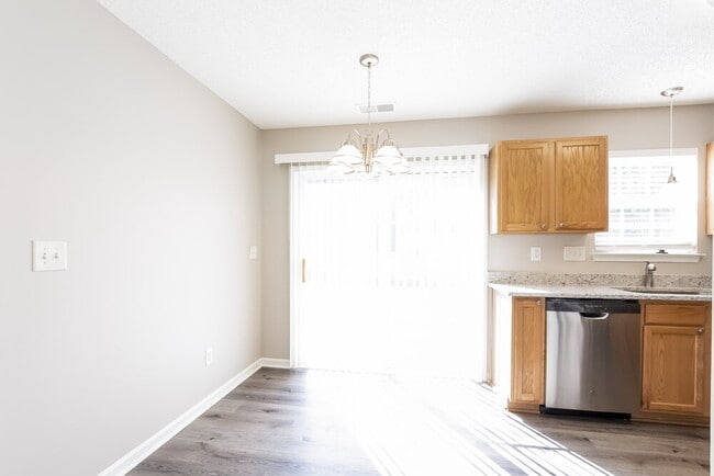 Building Photo - 2822 Brittni Dayle Dr