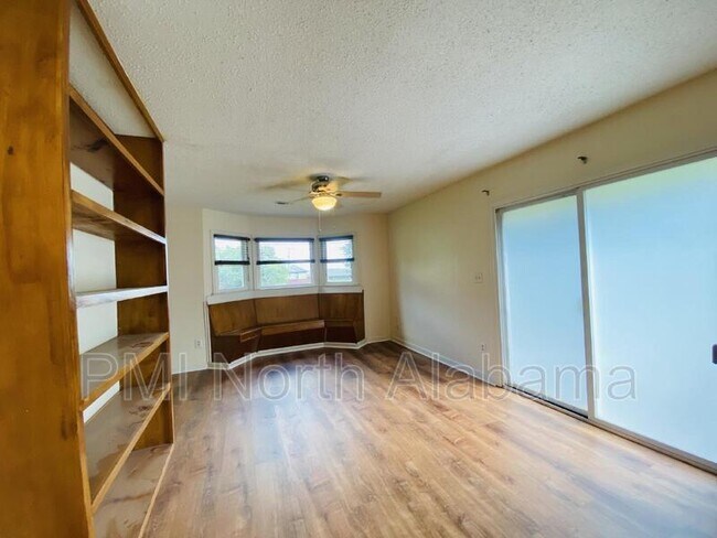 Building Photo - 212 Elton Cir S