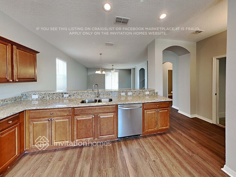 Building Photo - 5240 Krenson Woods Way
