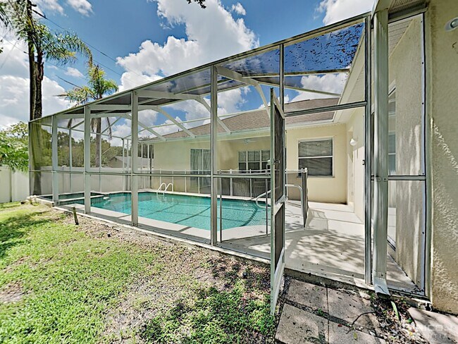 Building Photo - 1504 Canoe Drive Lutz FL