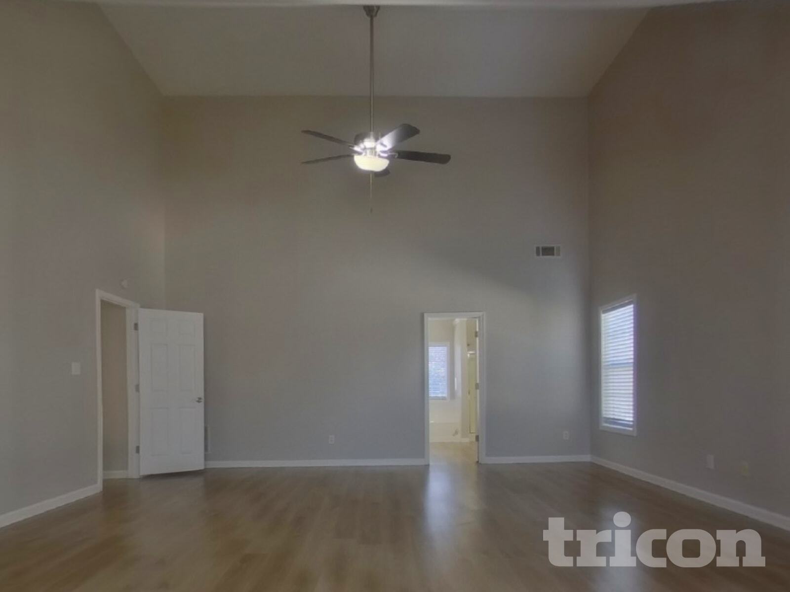 Building Photo - 890 Georgian Hills Dr