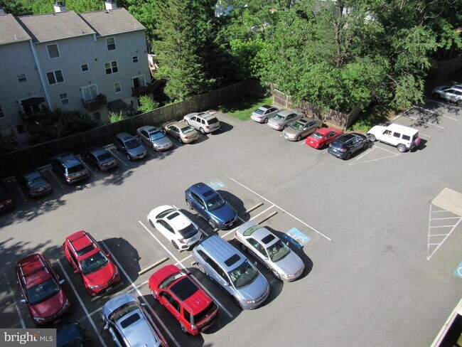 Building Photo - 4201 Cherry Hill Rd