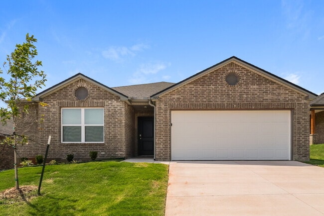 Building Photo - 5832 Norway Spruce St