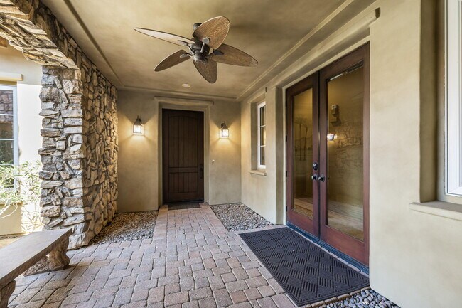Building Photo - 56222 Village Dr