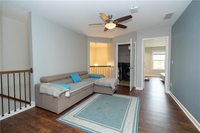 Building Photo - 7245 Heritage Oak Ct