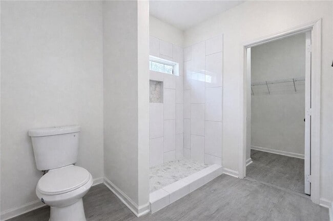 Building Photo - 2259 Sisk St NW