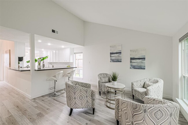 Building Photo - 2314 Silver Sage Dr