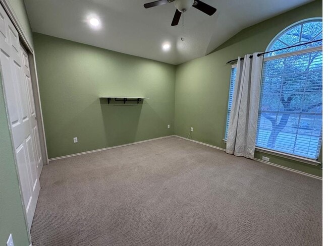 Building Photo - 2605 Grist Ln