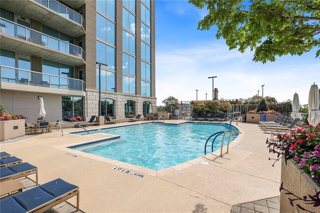 Building Photo - 2795 Peachtree Rd