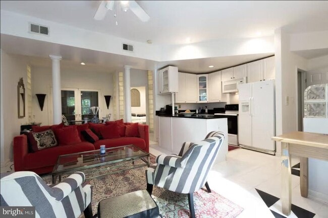 Building Photo - 2403 Shreve Hill Rd