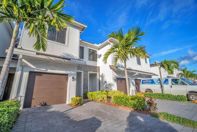 Building Photo - 10973 SW 232nd Terrace