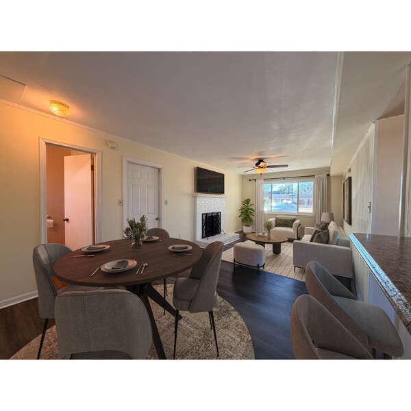 Building Photo - 5492 Pocono Pl