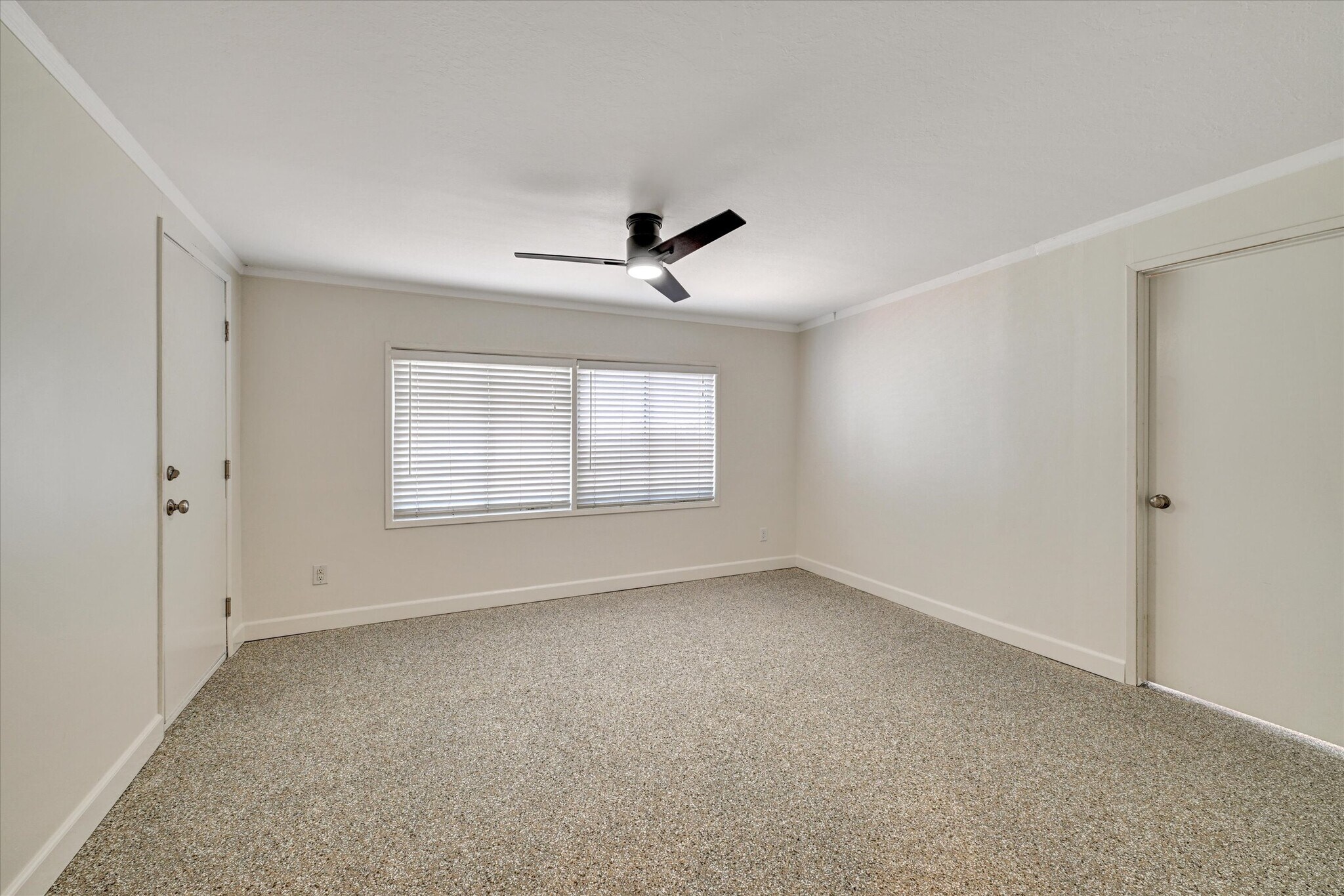 Building Photo - 1738 Hanford Dr